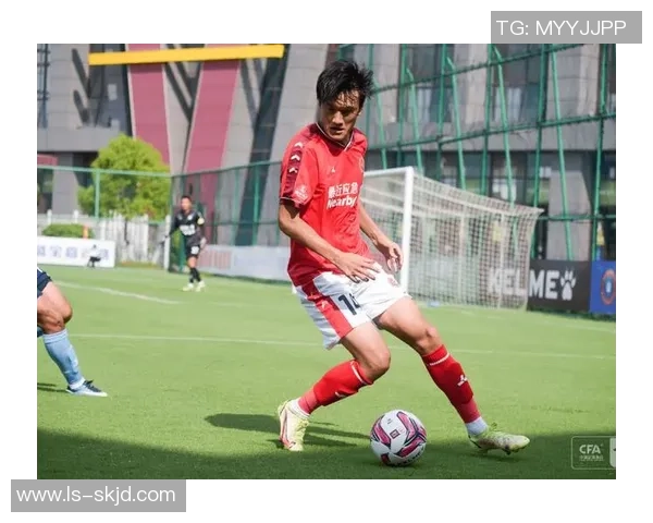 武汉足球队荣登足球节奏排行榜第一名引领全国足球新风潮 武汉足球队荣登足球节奏排行榜第一名引领全国足球新风潮