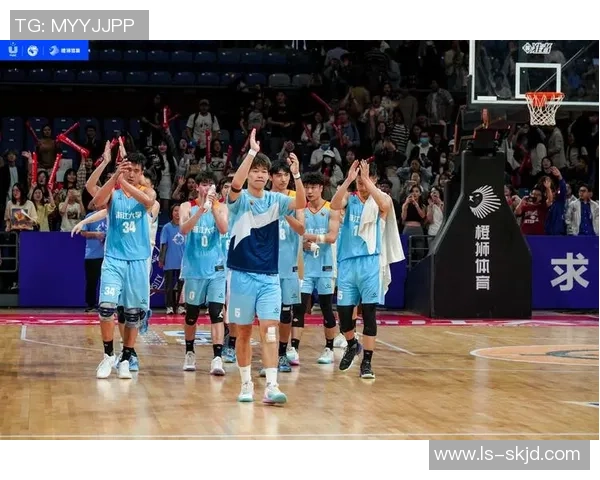 重庆篮球队与西安篮球队赛后复盘团队协作的精彩瞬间与经验分享